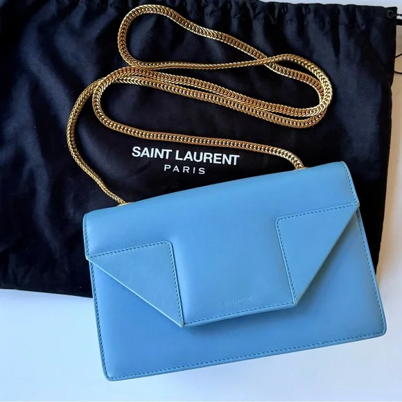 Saint Laurent Betty Light / Sky Blue Crossbody Shoulder Bag w/ Gold Chain Strap - Picture 3 of 16
